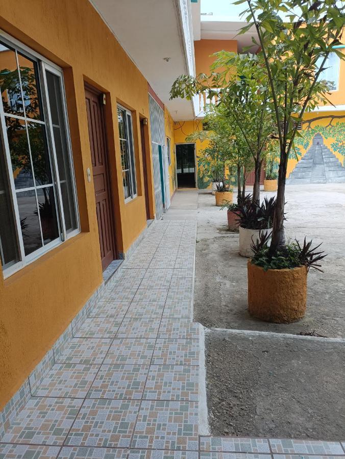 Hotel Y Restaurante Casa Jardines San Benito Eksteriør billede